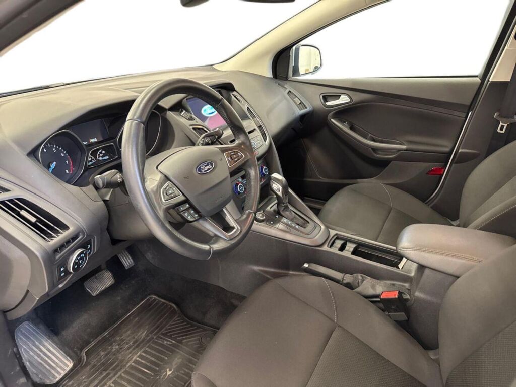 Ford Focus 2017 Harmaa