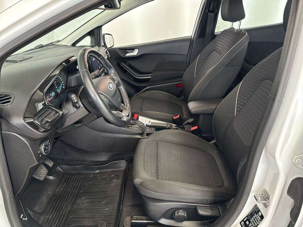 Ford Fiesta 2017 Valkoinen