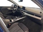 Audi A4 2018 Sininen