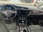 Volkswagen Touran 2017 Valkoinen