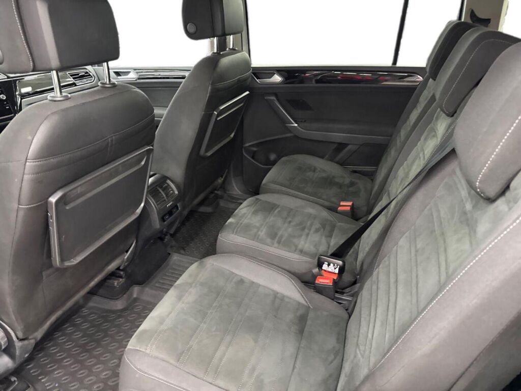 Volkswagen Touran 2017 Valkoinen