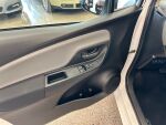 Toyota Yaris 2017 Valkoinen