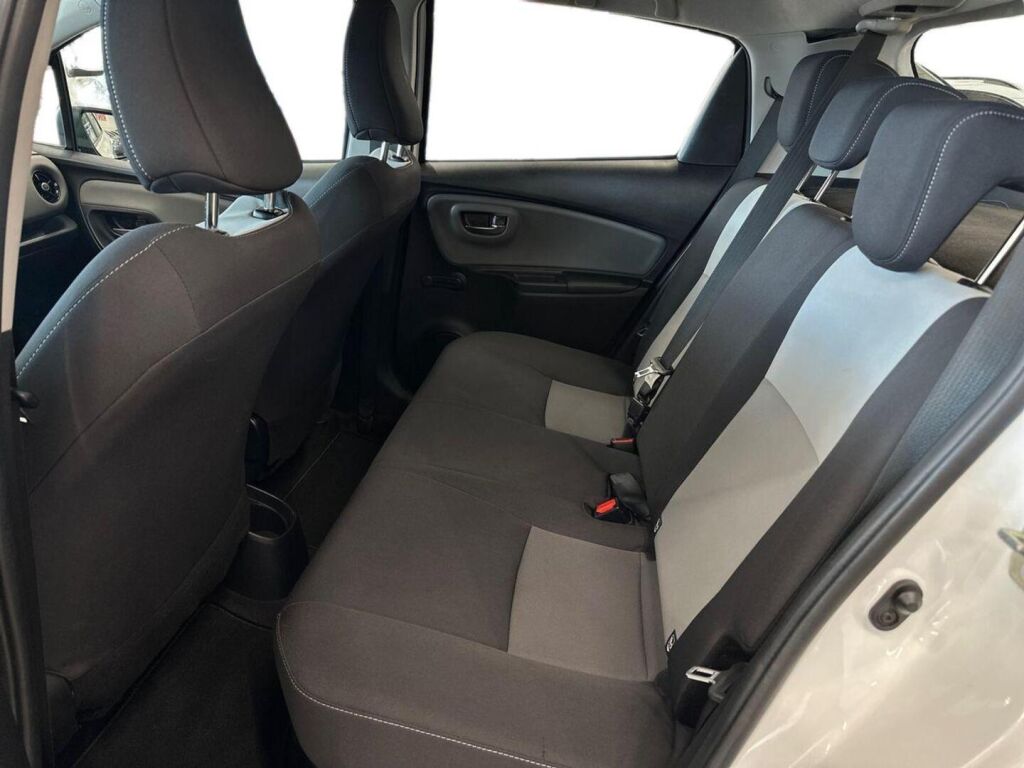 Toyota Yaris 2017 Valkoinen