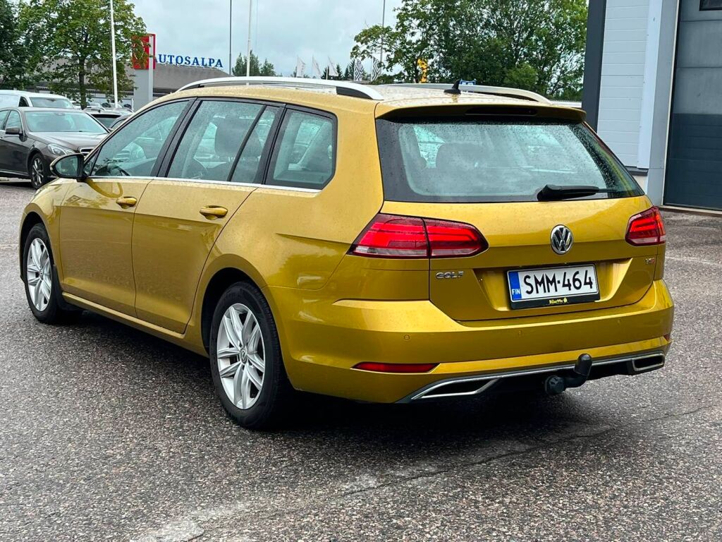 Volkswagen Golf 2017 Keltainen