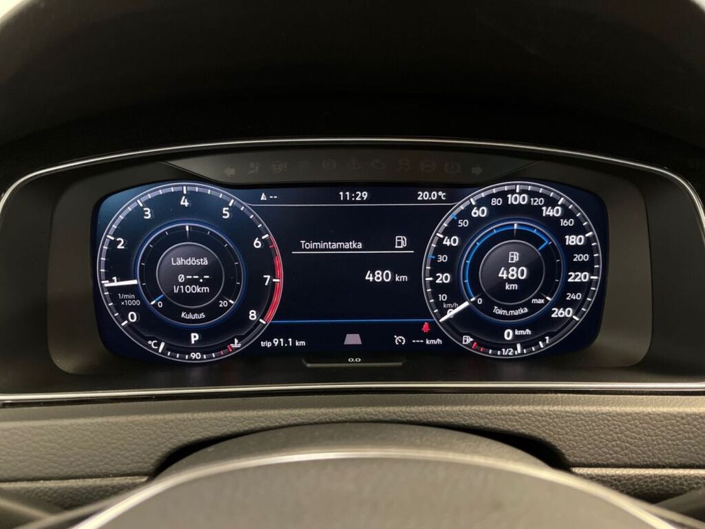Volkswagen Golf 2017 Keltainen