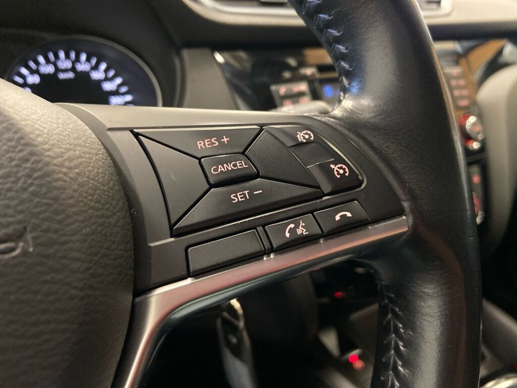 Nissan Qashqai 2018 Valkoinen