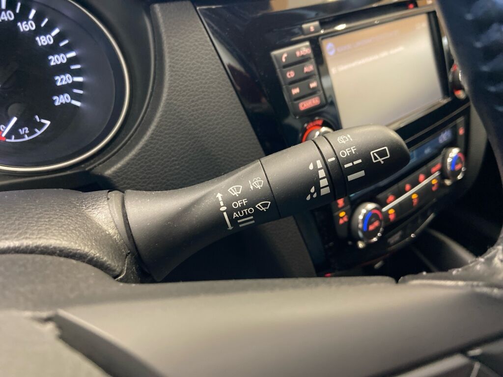 Nissan Qashqai 2018 Valkoinen