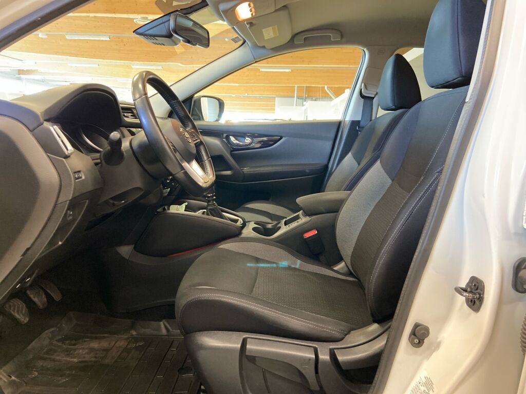 Nissan Qashqai 2018 Valkoinen