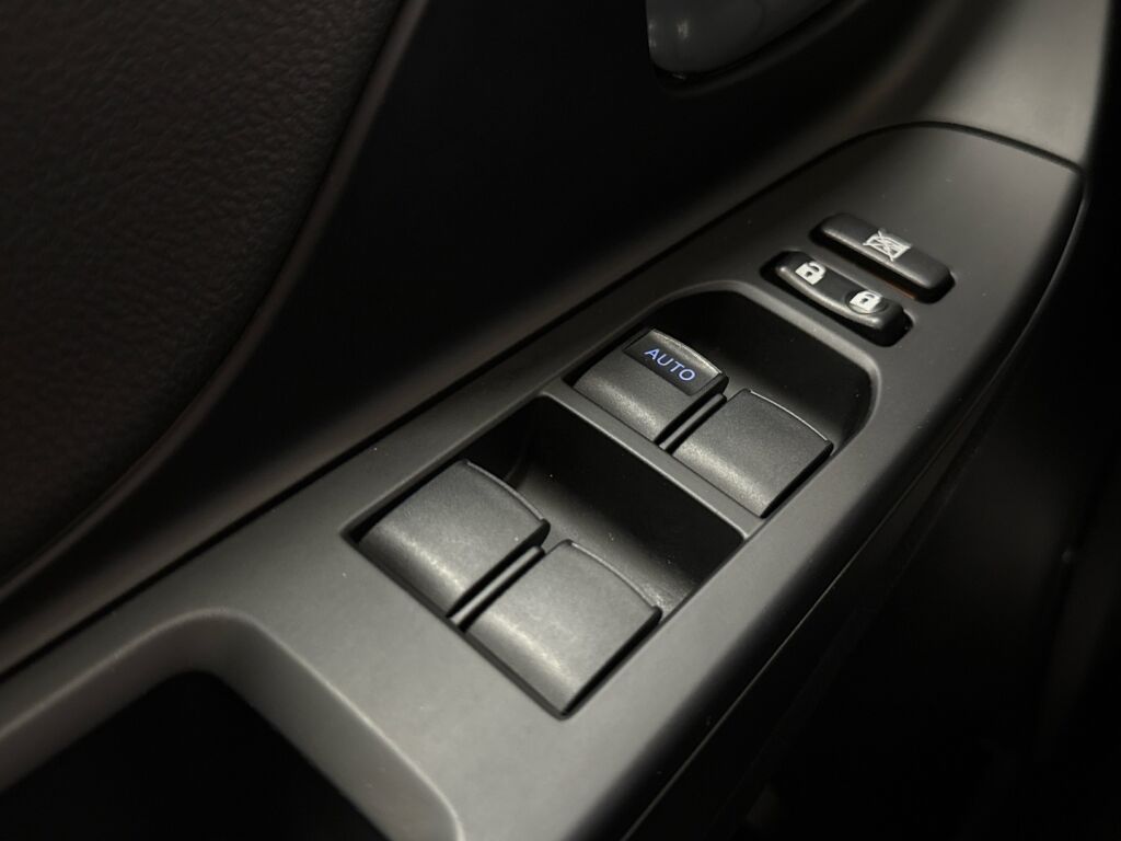 Toyota Yaris 2017 Valkoinen