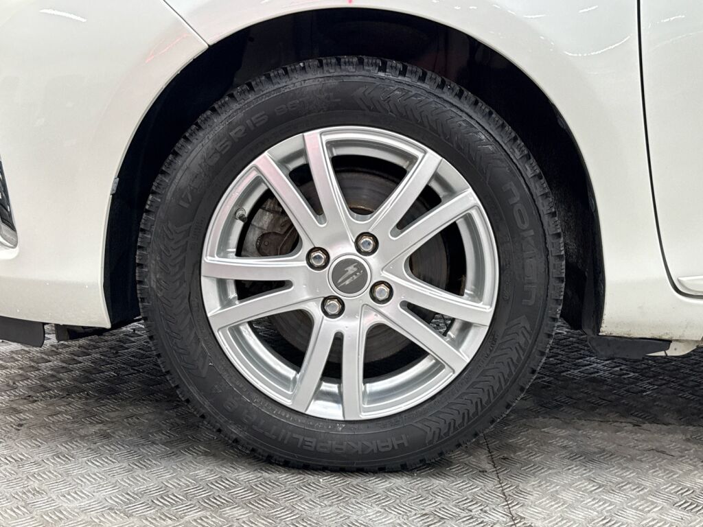 Toyota Yaris 2017 Valkoinen