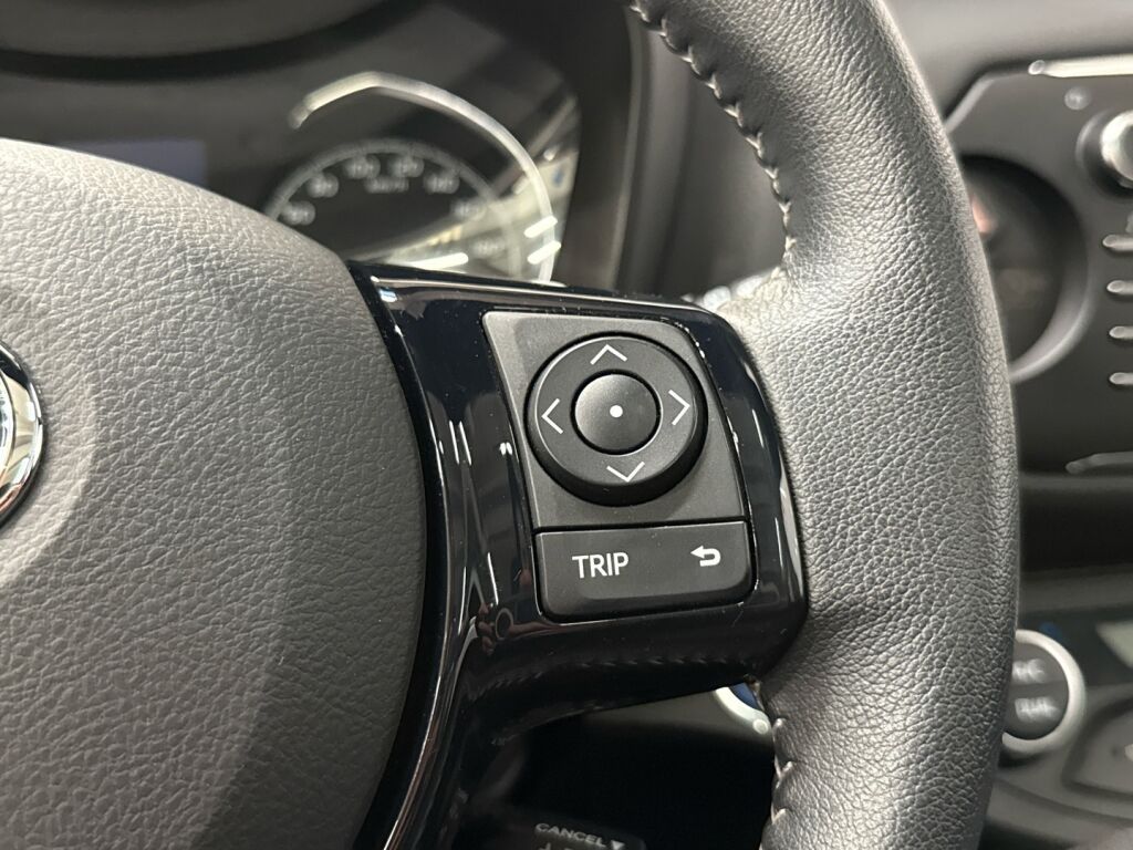 Toyota Yaris 2017 Valkoinen