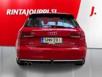 Audi A3 2018 Punainen