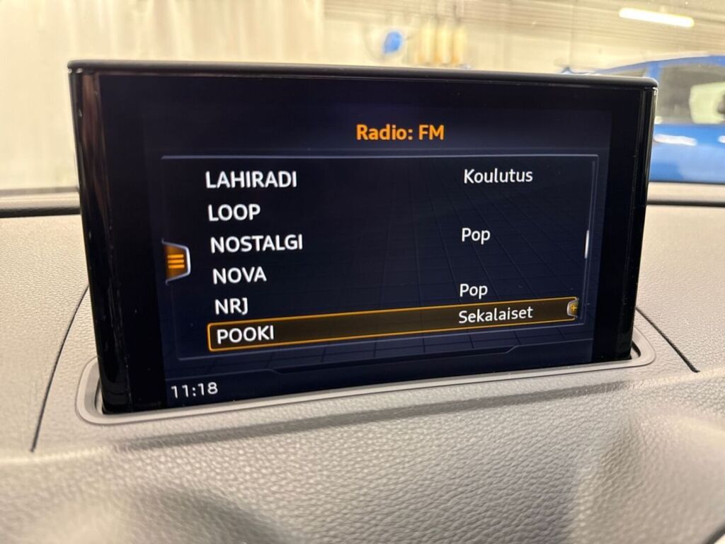 Audi A3 2018 Punainen