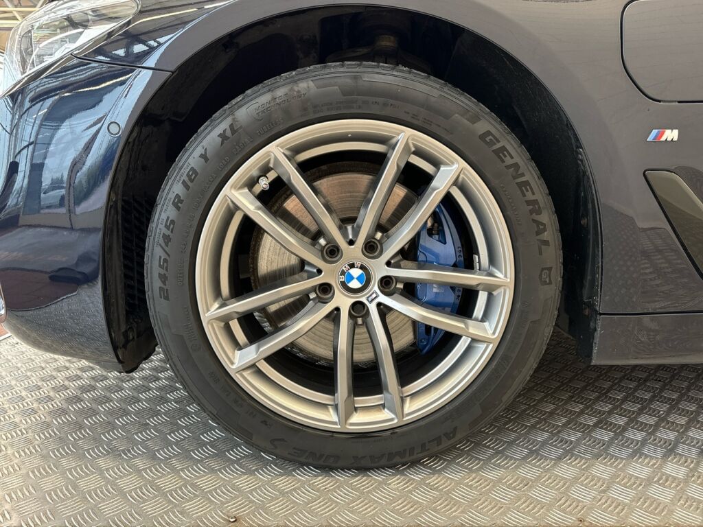 BMW 530 2018 Musta