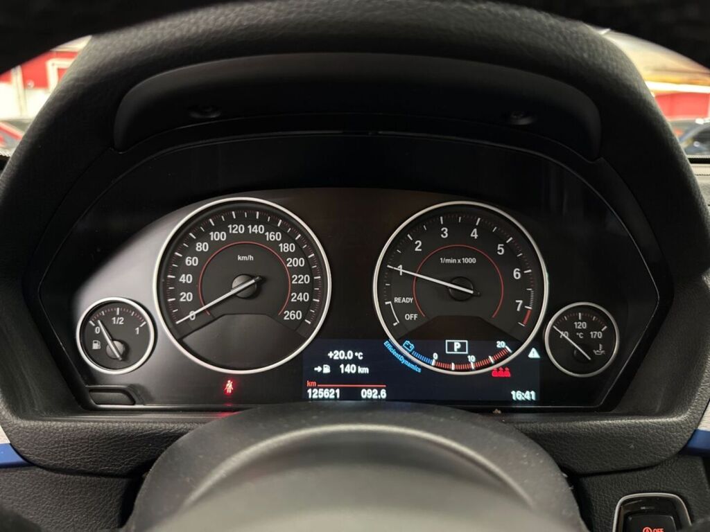 BMW 320 Gran Turismo 2018 Valkoinen