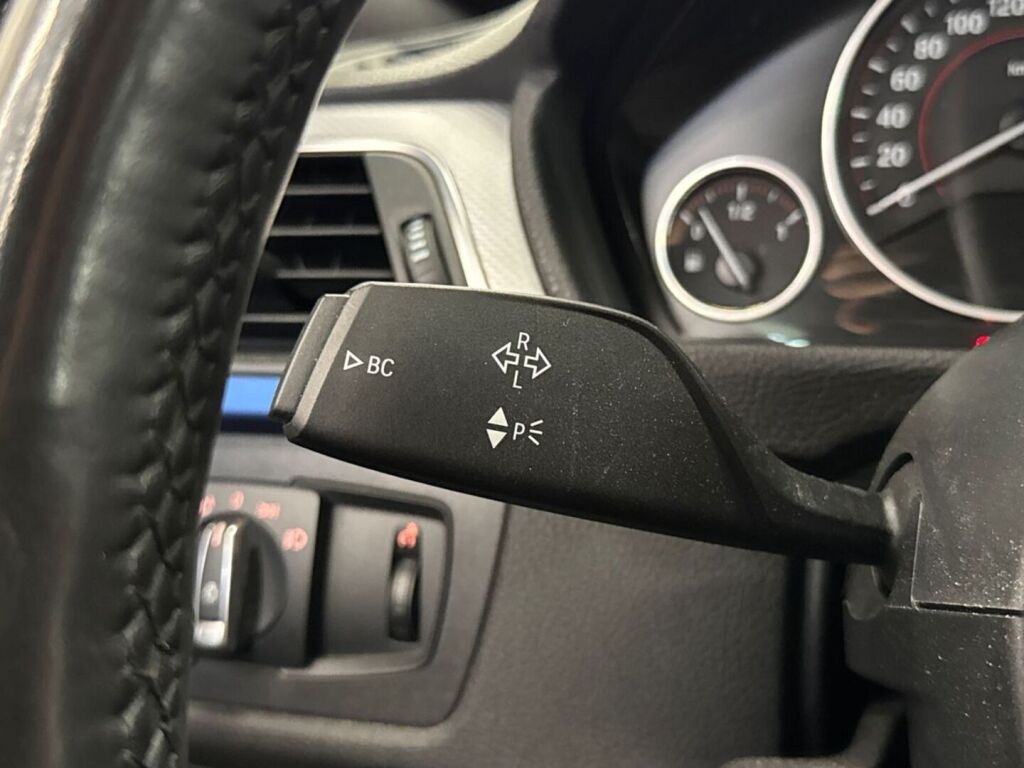 BMW 320 Gran Turismo 2018 Valkoinen