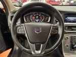 Volvo V60 Cross Country 2017 Musta