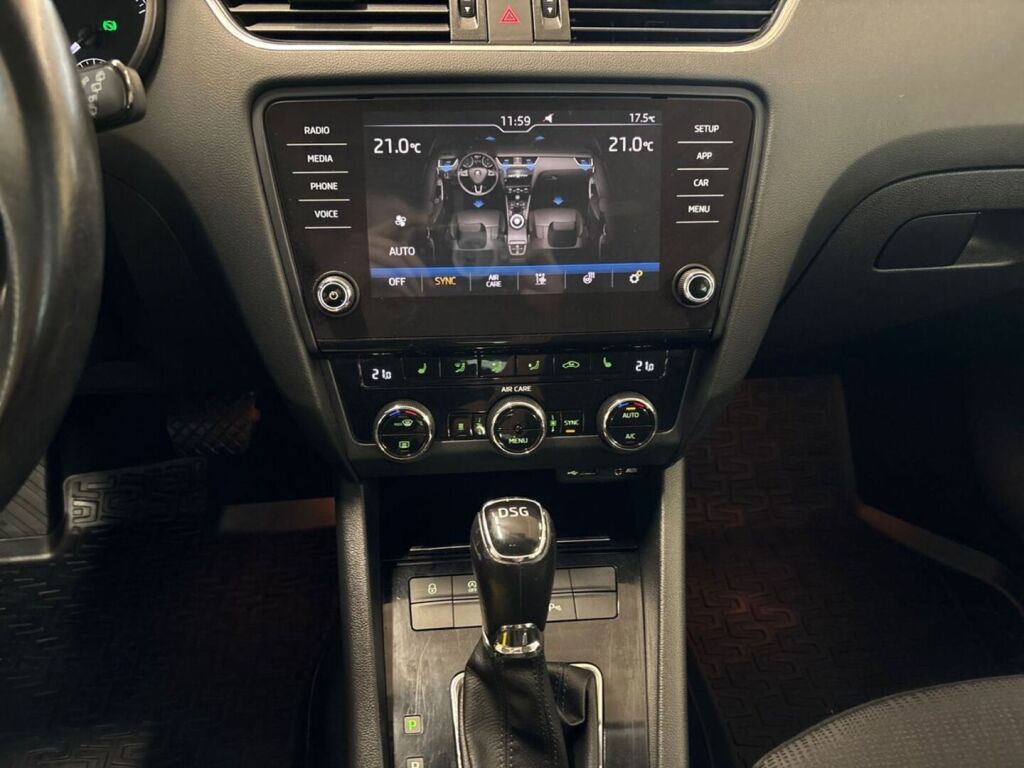 Skoda Octavia 2018 Harmaa