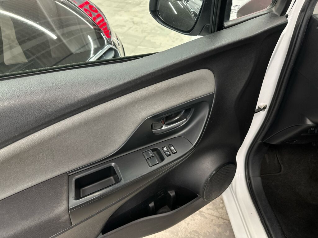 Toyota Yaris 2018 Valkoinen