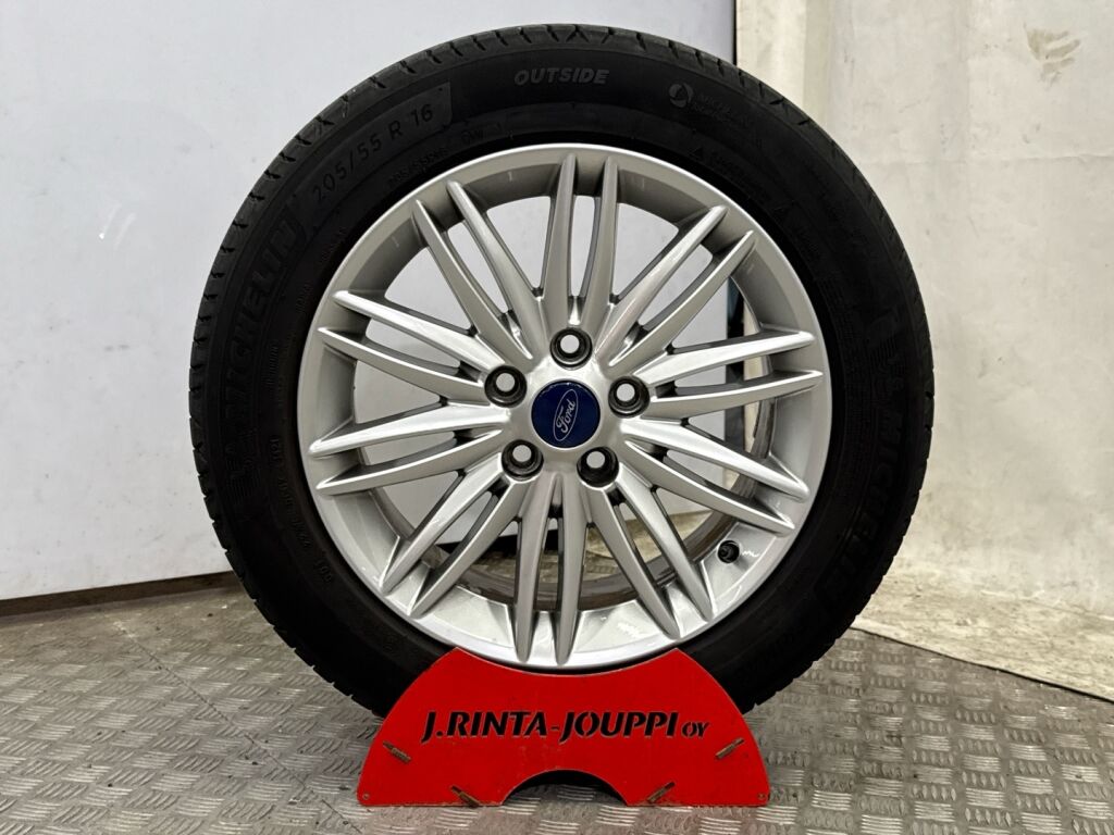 Ford Focus 2017 Harmaa