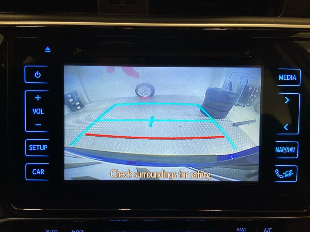 Toyota Auris 2017 Sininen