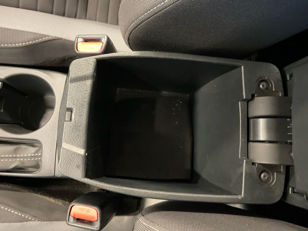 Toyota Auris 2017 Sininen