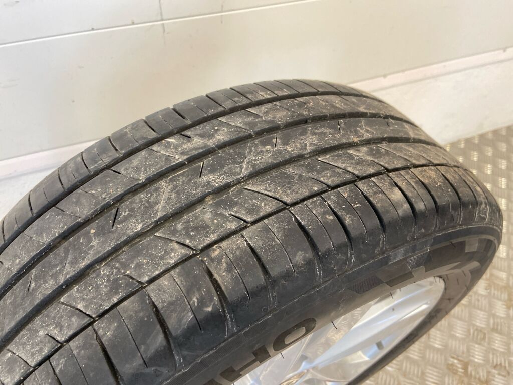 Toyota Auris 2017 Sininen