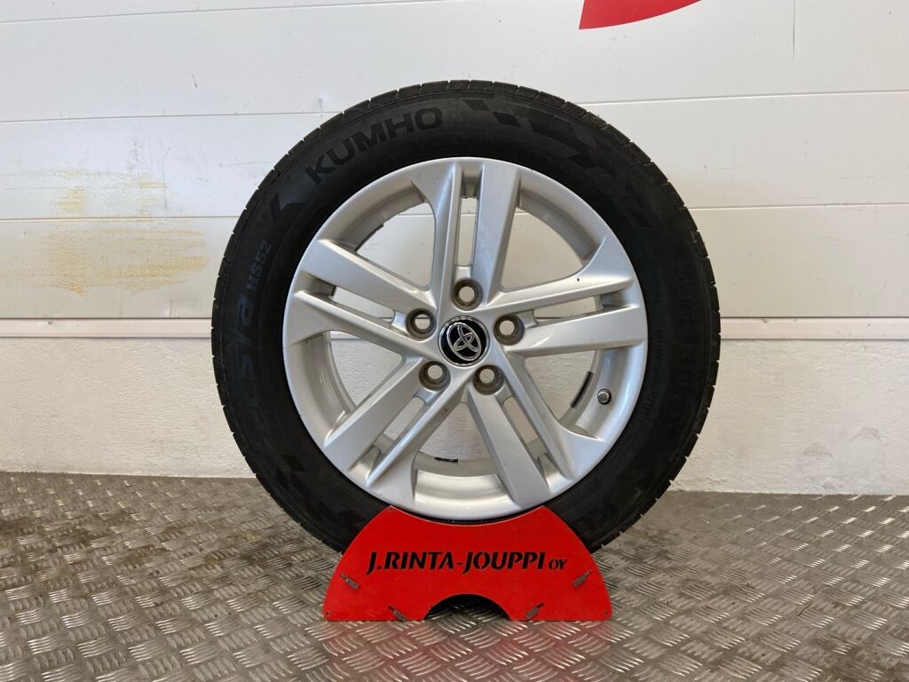 Toyota Auris 2017 Sininen