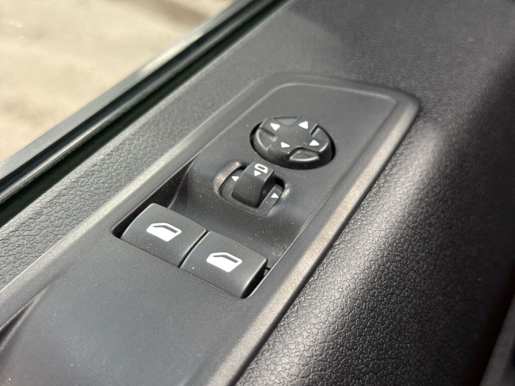 Toyota Proace Verso 2017 Ruskea (beige)