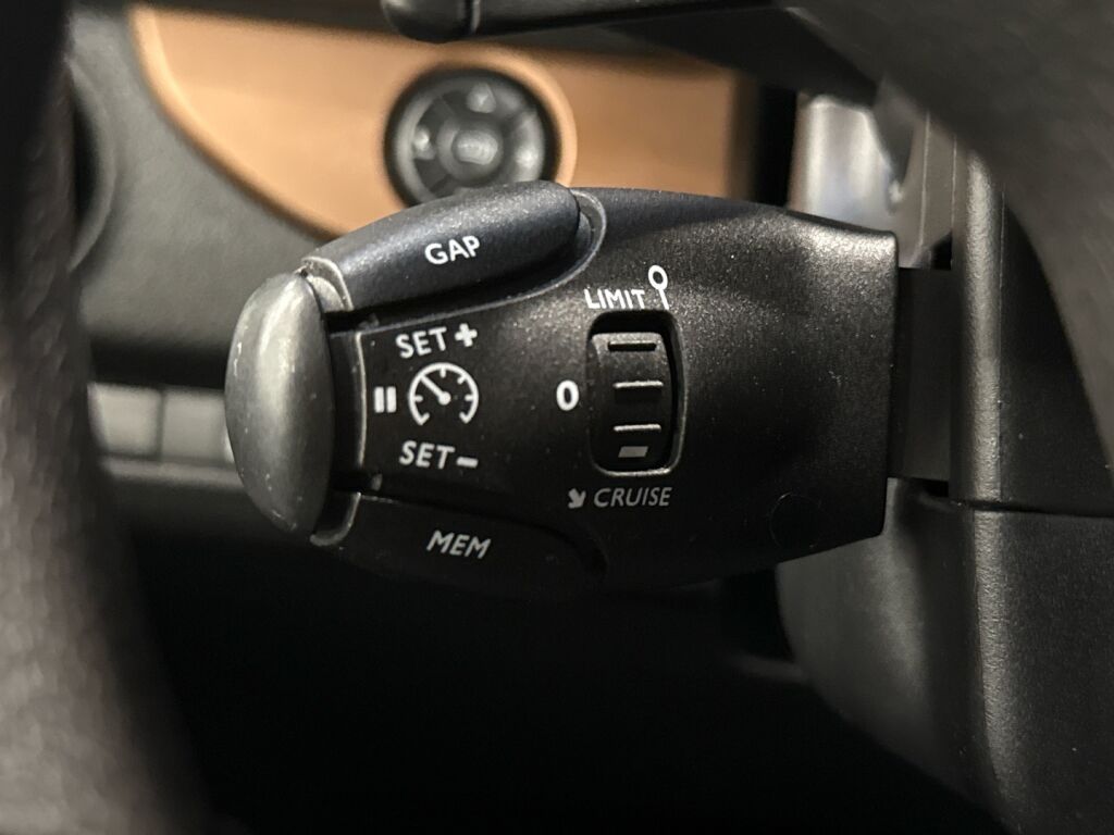 Toyota Proace Verso 2017 Ruskea (beige)