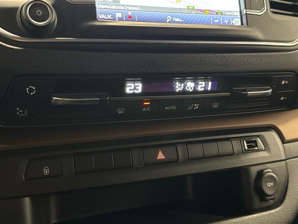 Toyota Proace Verso 2017 Ruskea (beige)