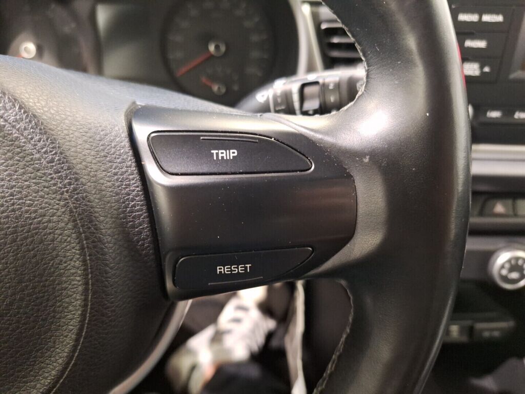 Kia Rio 2017 Vihreä