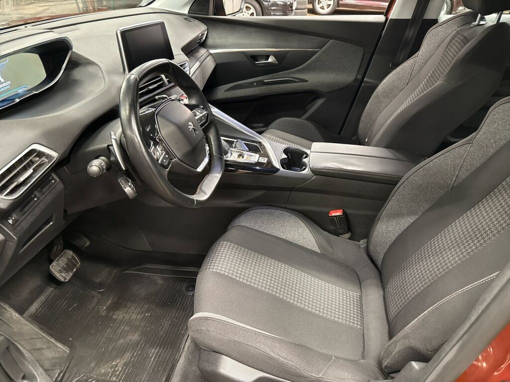 Peugeot 3008 2017 Ruskea (beige)