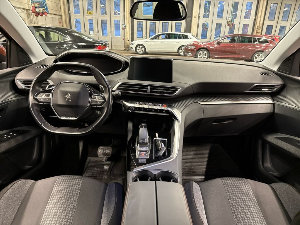 Peugeot 3008 2017 Ruskea (beige)