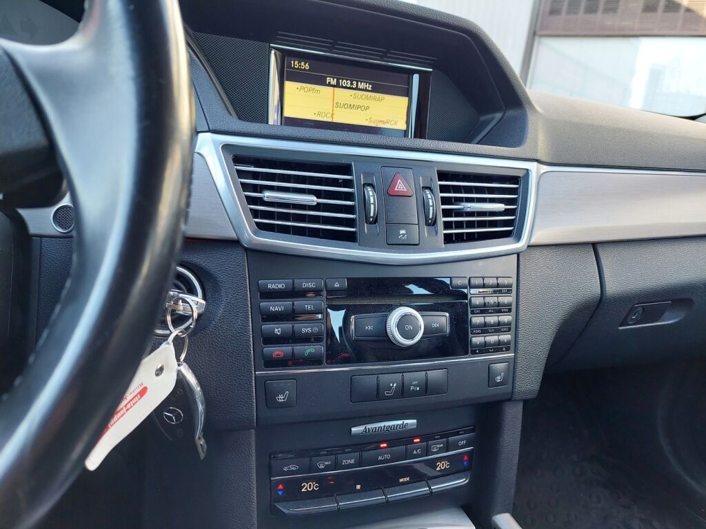 Mercedes-Benz E 2009 Harmaa