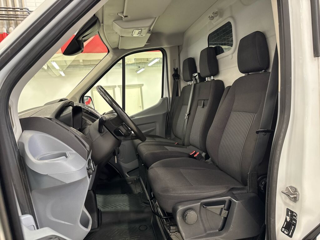 Ford Transit 2018 Valkoinen