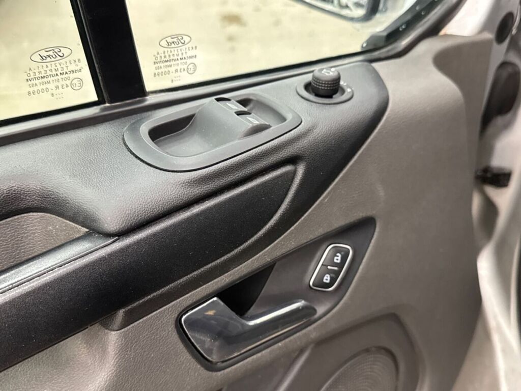 Ford Transit Custom 2018 Harmaa