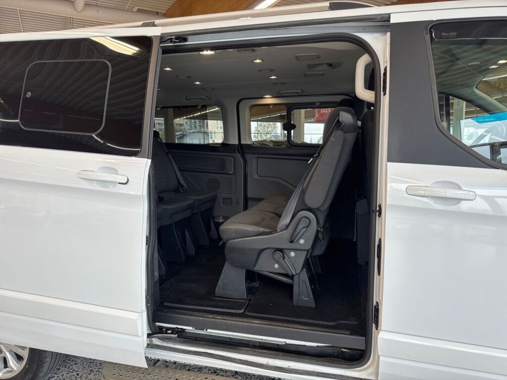 Ford Tourneo Custom 2019 Valkoinen