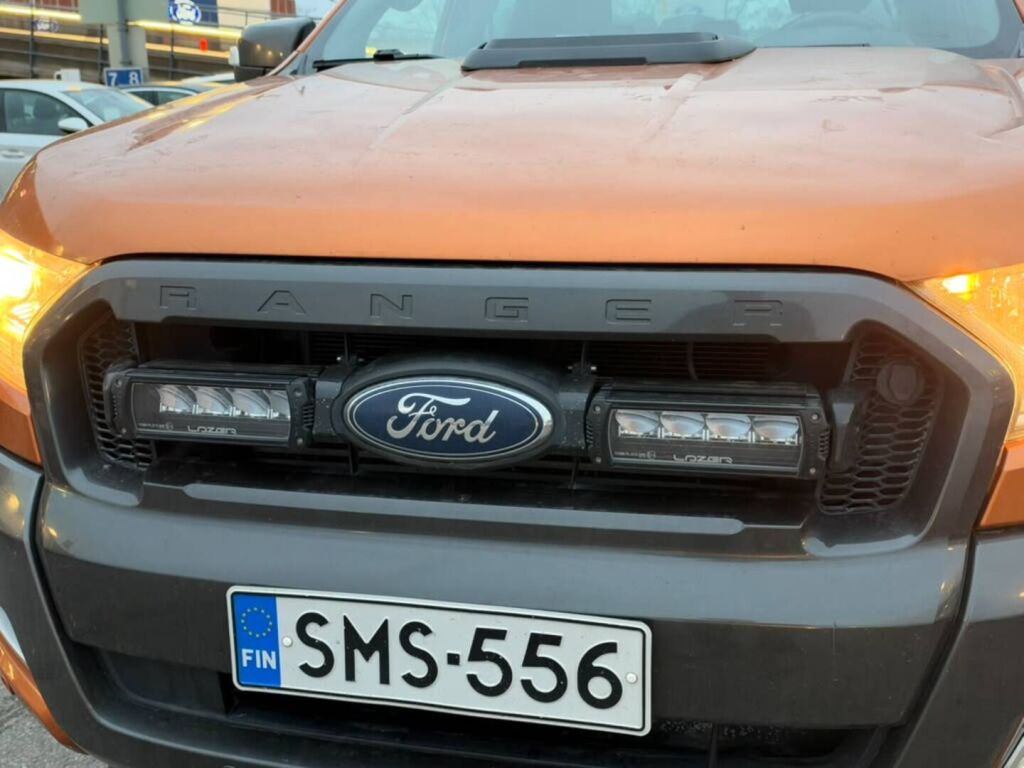 Ford Ranger 2018 Oranssi