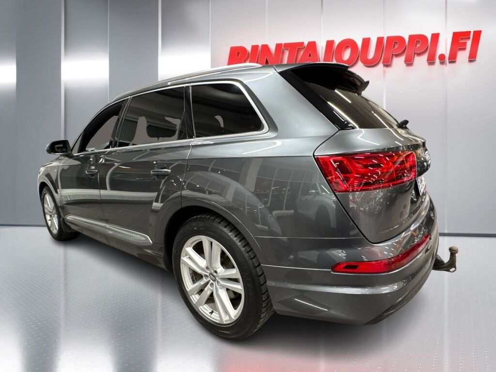 Audi Q7 2016 Harmaa