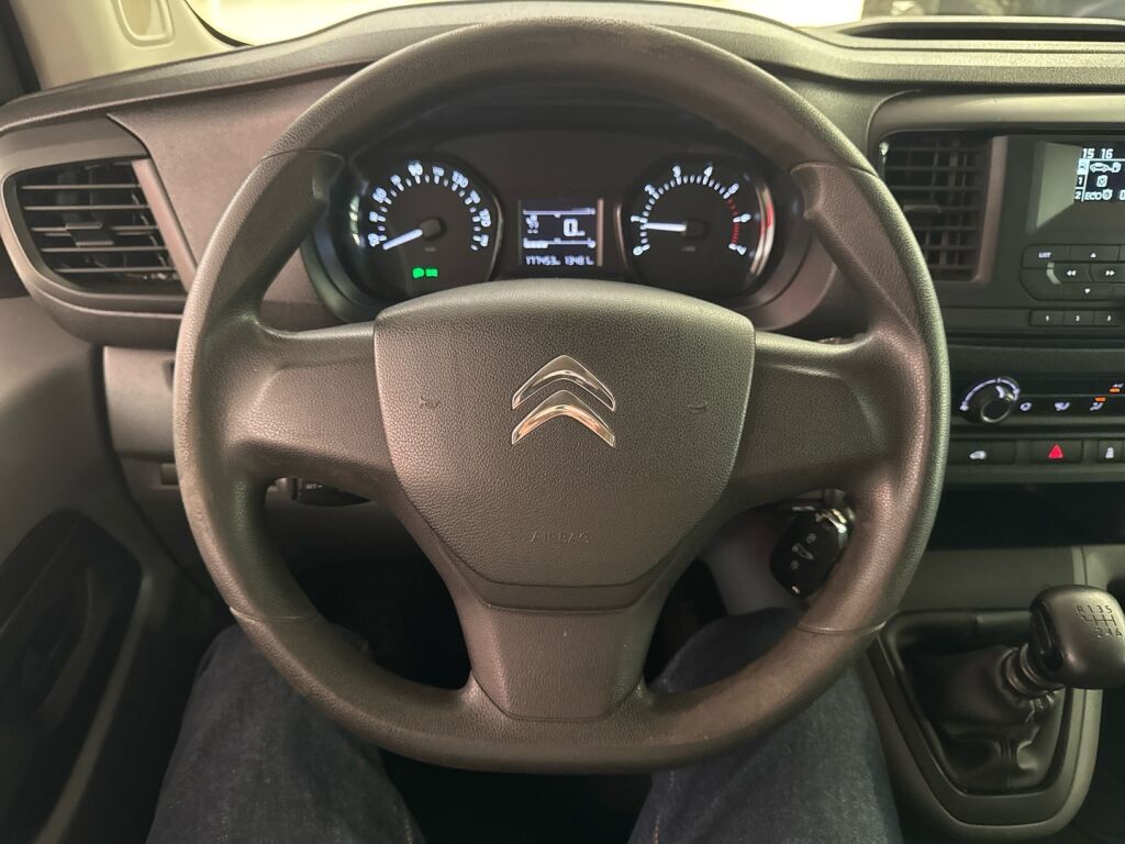 Citroen Jumpy 2018 Valkoinen