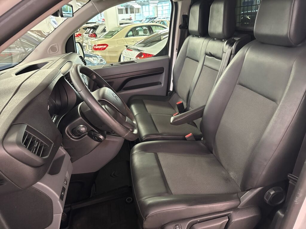 Citroen Jumpy 2018 Valkoinen