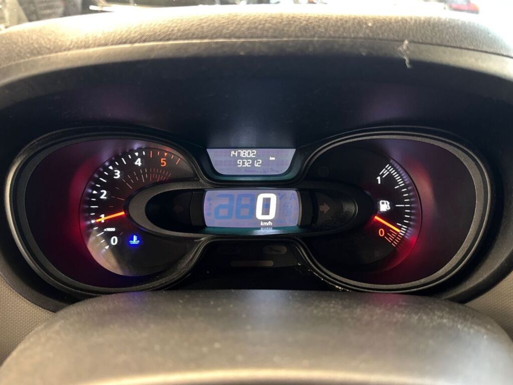 Renault Trafic 2018 Valkoinen