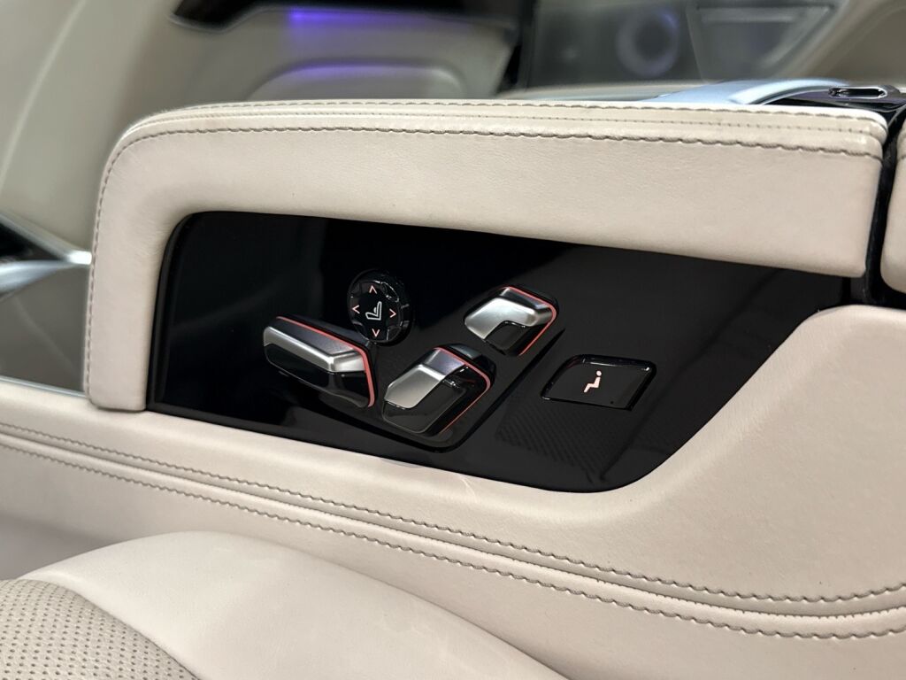 BMW 740 2018 Metallihohtosininen