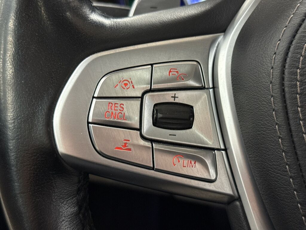 BMW 740 2018 Metallihohtosininen