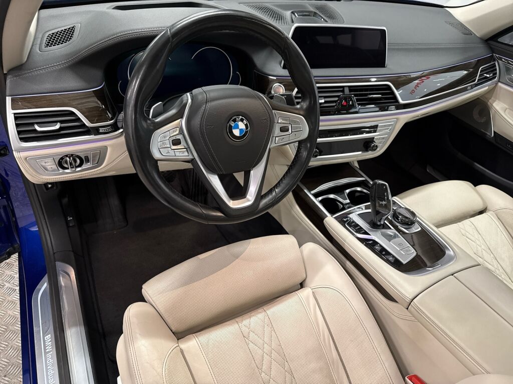 BMW 740 2018 Metallihohtosininen