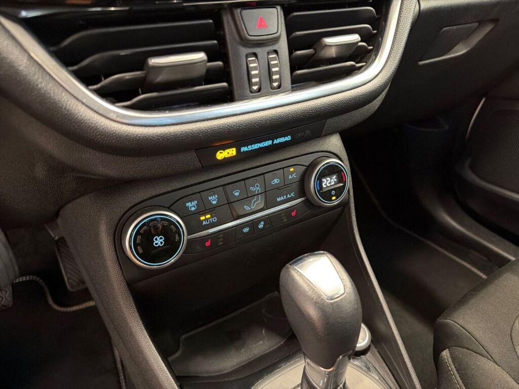 Ford Fiesta 2018 Valkoinen