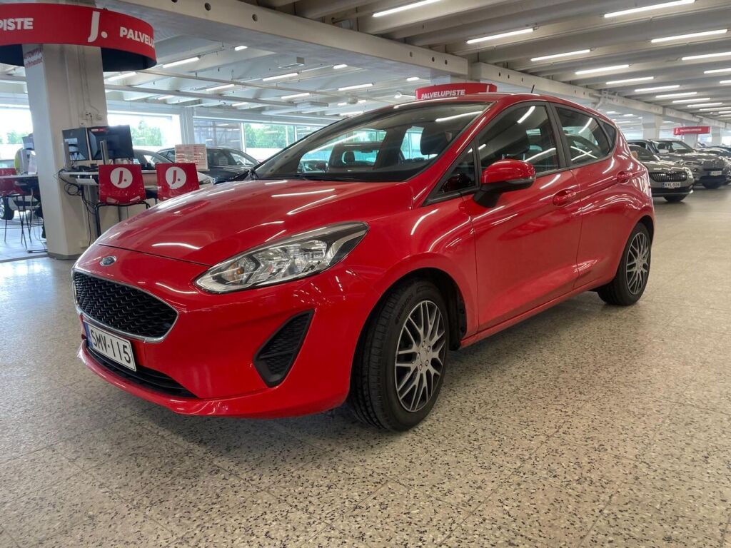 Ford Fiesta 2018 Punainen
