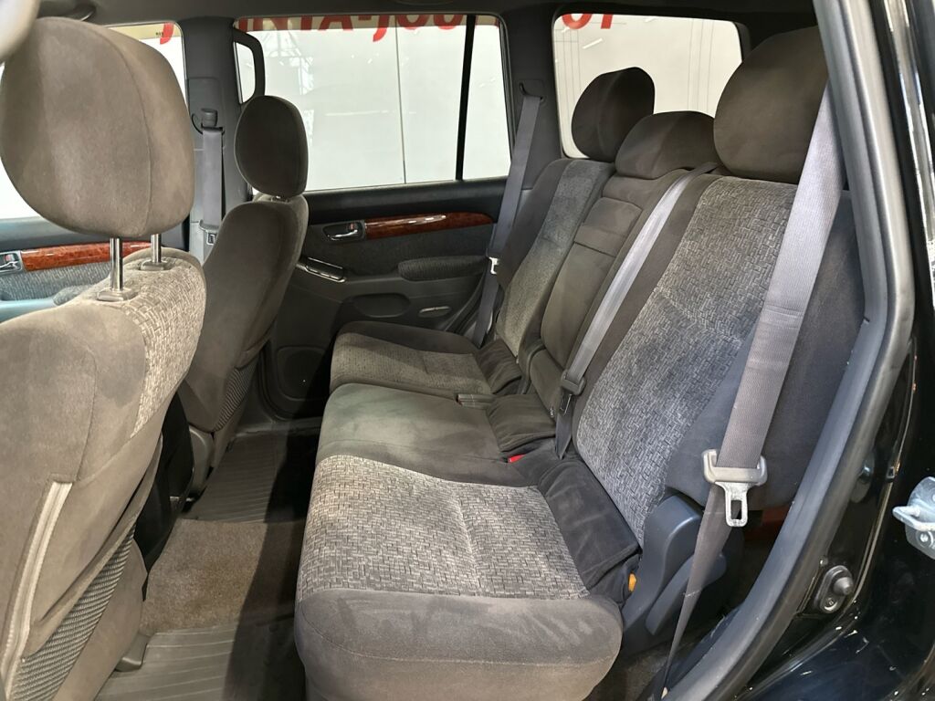 Toyota Land Cruiser 2008 Musta