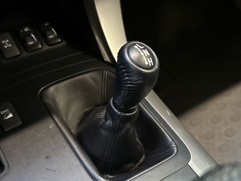 Toyota Land Cruiser 2008 Musta